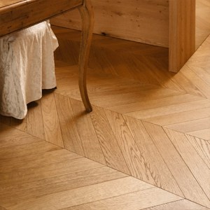 PARQUET-SPINA-FRANCESE-ROVERE-2-STRATI-TAGLIO-45-2-600x600