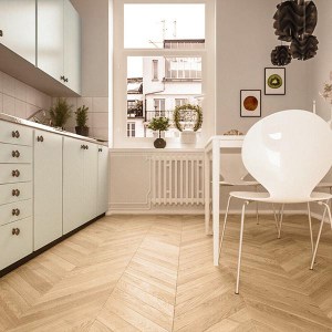 PARQUET-SPINA-FRANCESE-ROVERE-2-STRATI-TAGLIO-45-7-600x600