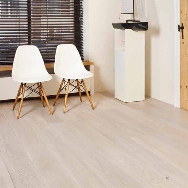 PARQUET PREFINITI – Frassino 1 Strip – Verniciato Opaco Grigio – Spazzolato