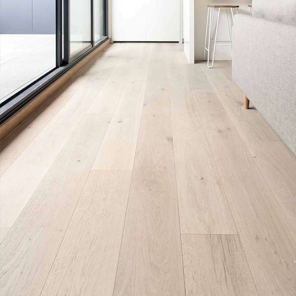 PARQUET PREFINITI – Rovere 1 Strip – Verniciato Opaco Bianco – Stock residuo: 2 mq – Offerta: € 54,01