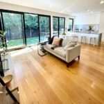 PARQUET PREFINITI – Rovere 1 Strip – Siviglia – Verniciato Naturale – Stock: 13,734mq – Offerta: € 425,75