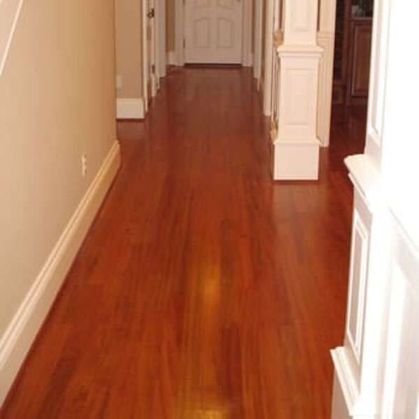 PARQUET PREFINITI – Sapelle 1 Strip – Mogano Liberia – Verniciato