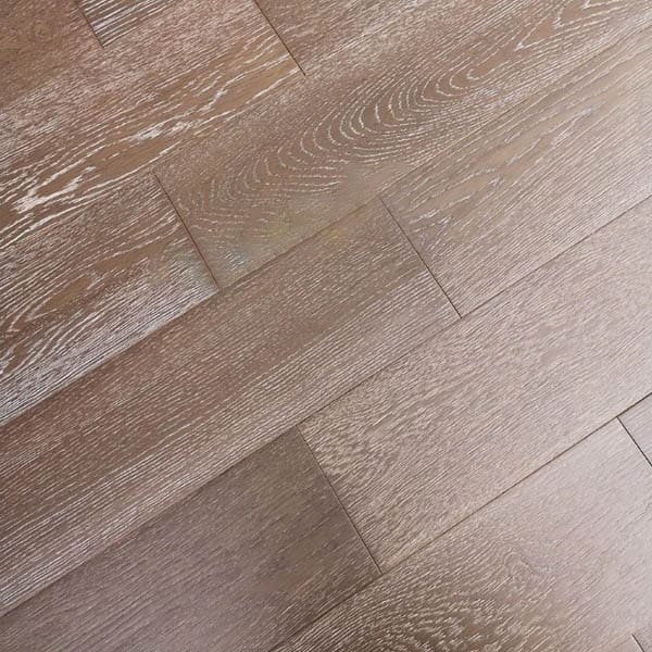 PARQUET PREFINITI – Rovere 1 Strip – Capri – Spazzolato – Piallato a mano
