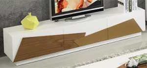 TV15687A.jpg