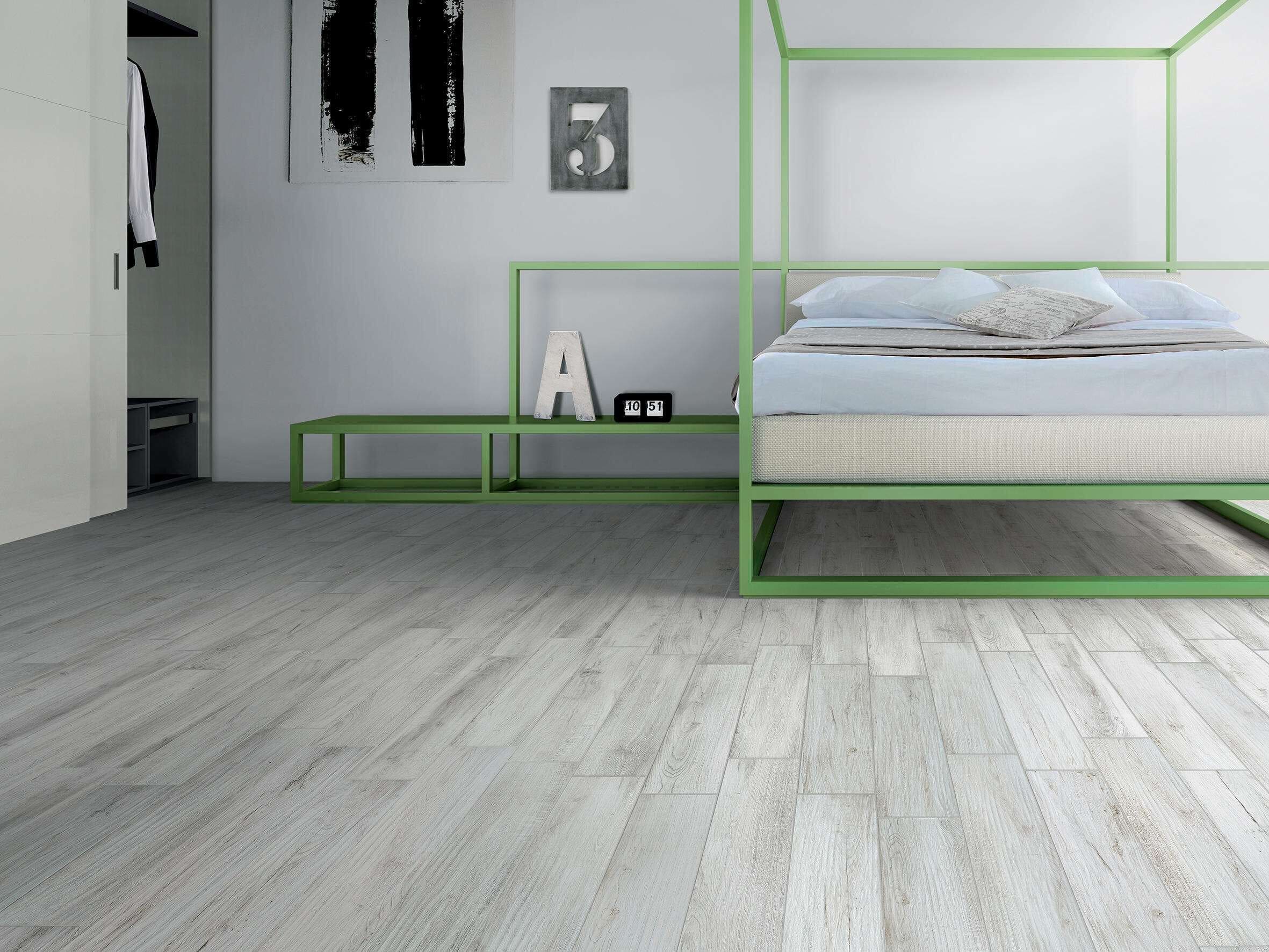 PARQUET LAMINATO AC4 ABETE BIANCO – 8 mm – STOCK 9,525 METRI, PREZZO INTERA PARTITA: 94,30 €