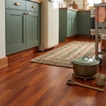 Parquet Laminato Merbau 3 Strip Medium Plancia Intera AC4 Spessore 8 mm – Stock residuo: 4 mq – Offerta: € 32,24
